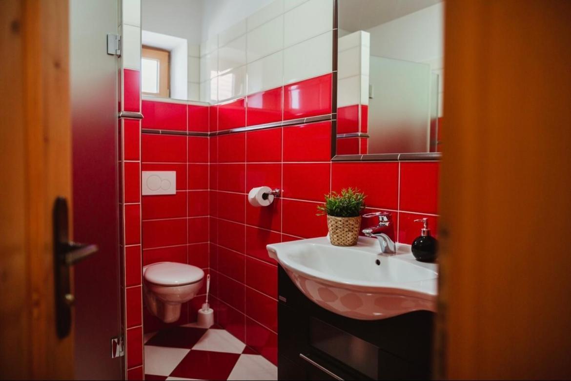Penzion Na Bouci Chotebor Ngoại thất bức ảnh